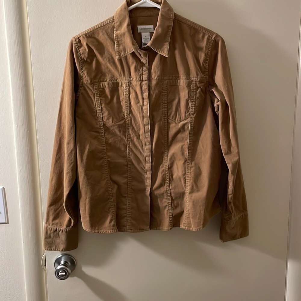 EUC LIZ CLAIBORNE faux button down collared shirt 163